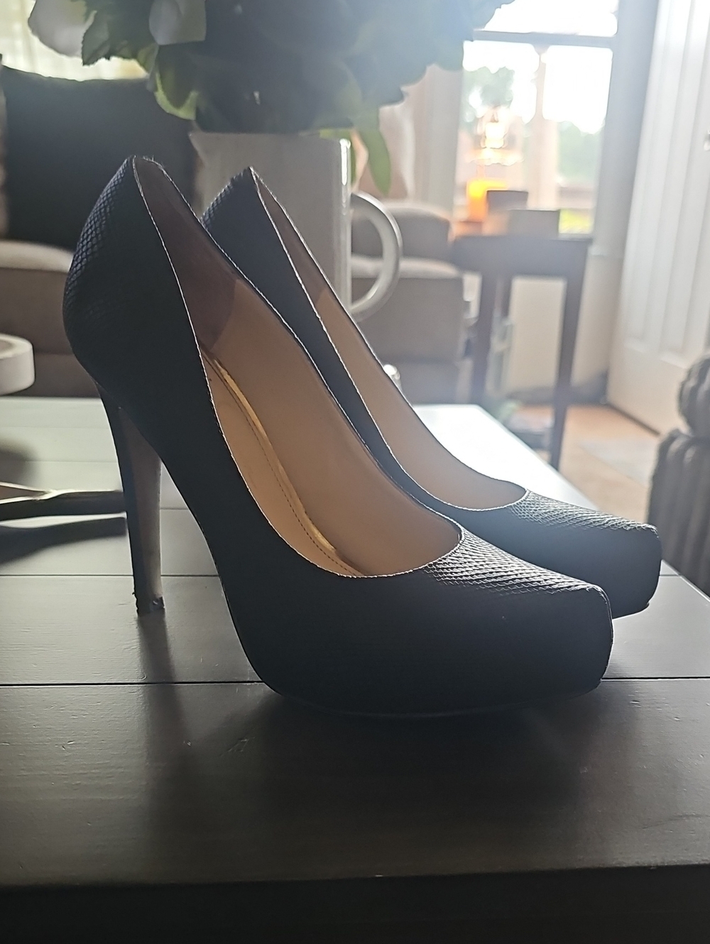 Jessica Simpson Black Textured Platform Stiletto Pumps